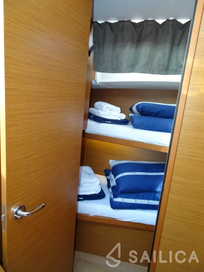 Sun Odyssey 490 - Yacht Charter Sailica