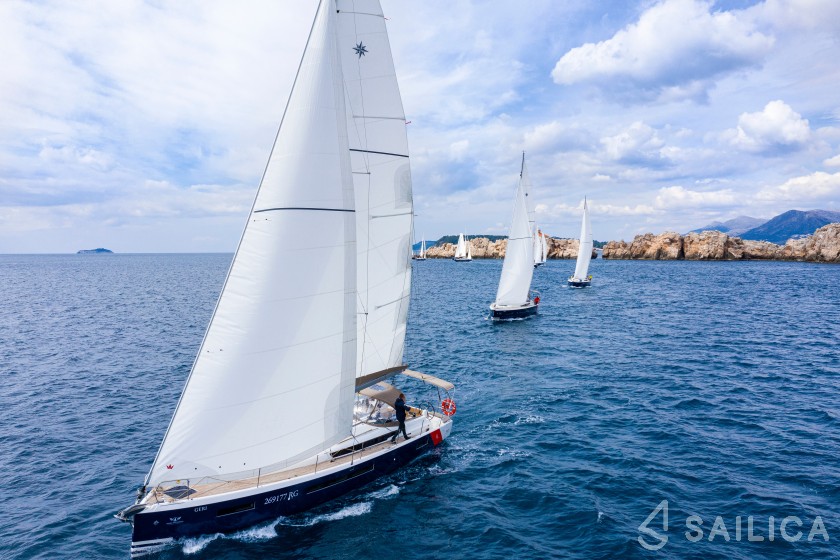 Sun Odyssey 490 - Yacht Charter Sailica