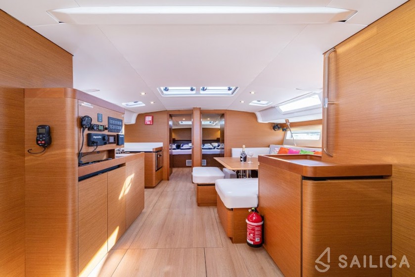 Sun Odyssey 490 - Yacht Charter Sailica