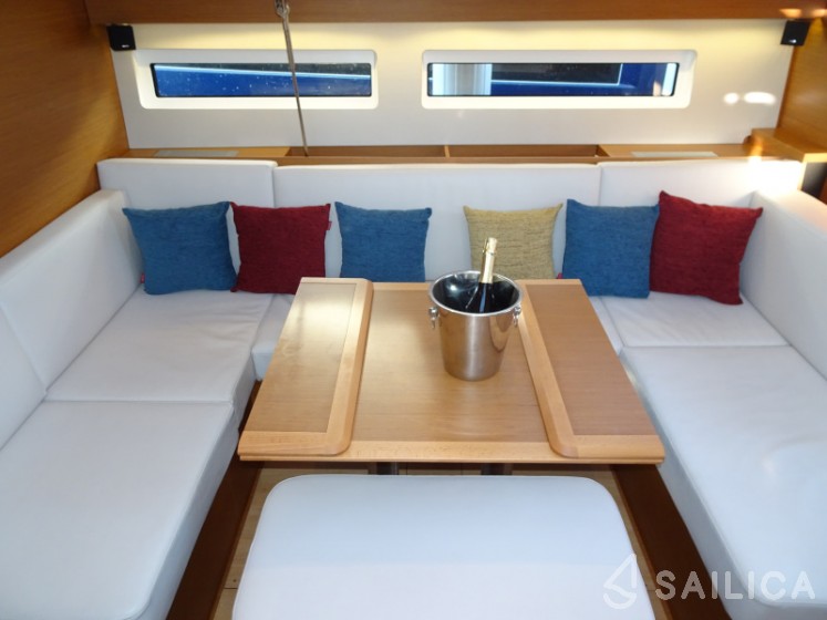 Sun Odyssey 490 - Yacht Charter Sailica