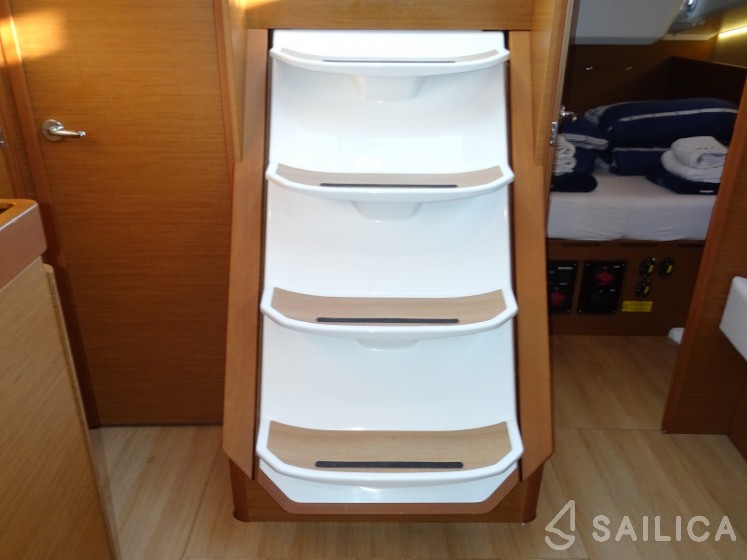 Sun Odyssey 490 - Yacht Charter Sailica