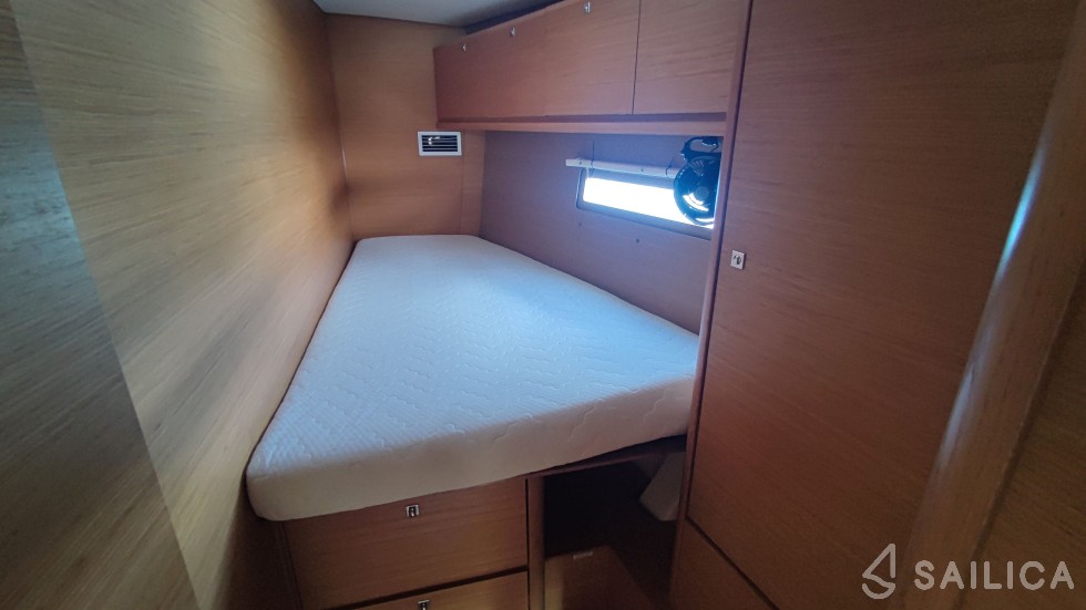Dufour 500 GL - Yacht Charter Sailica