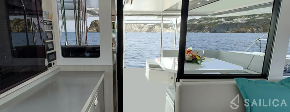Leopard 45 - Yacht Charter Sailica