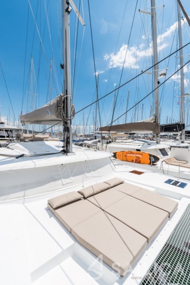 Saona 47 - Yacht Charter Sailica