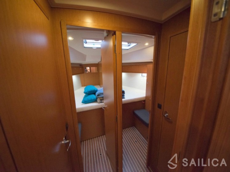 Bavaria 46 Cruiser - Yacht Charter Sailica