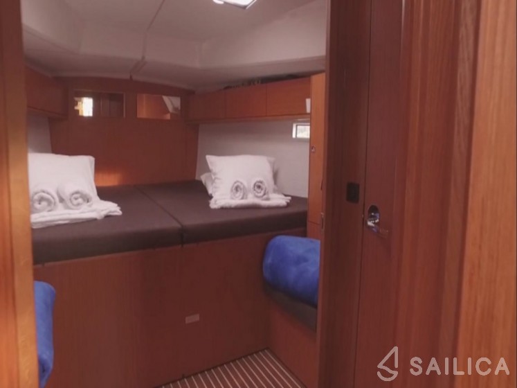 Bavaria 46 Cruiser - Yacht Charter Sailica