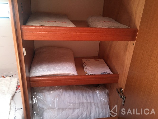Bavaria 46 Cruiser - Yacht Charter Sailica