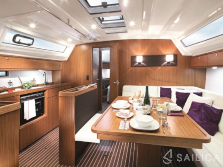 Bavaria 46 Cruiser - Yacht Charter Sailica