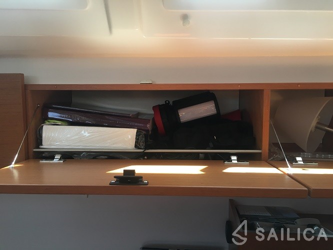 Bavaria 46 Cruiser - Yacht Charter Sailica