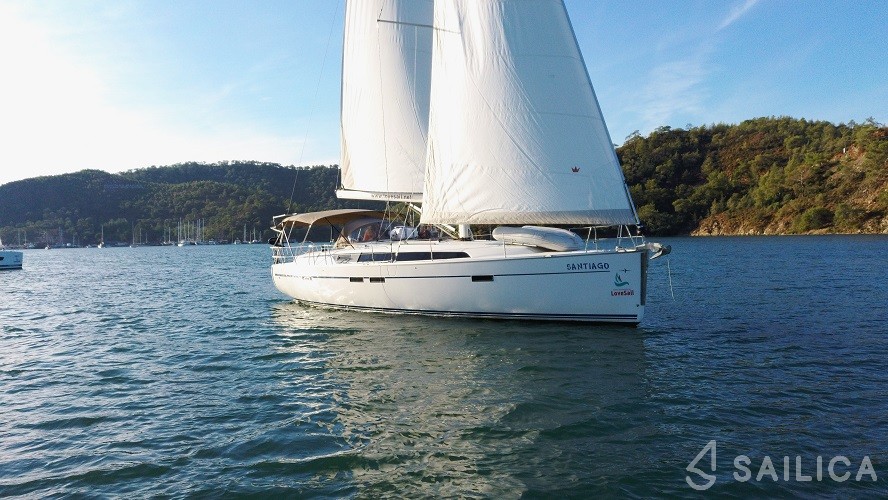 Bavaria 46 Cruiser - Yacht Charter Sailica