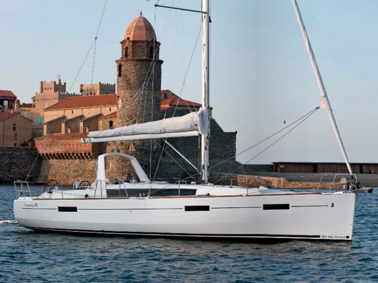 Oceanis 41 - Yacht Charter Sailica