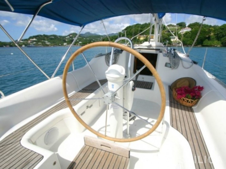 Sun Odyssey 34 - Yacht Charter Sailica