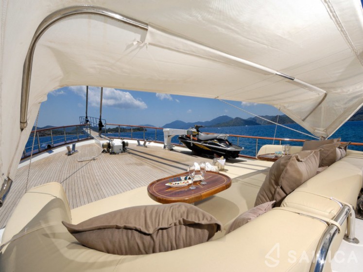 Gulet - Yacht Charter Sailica