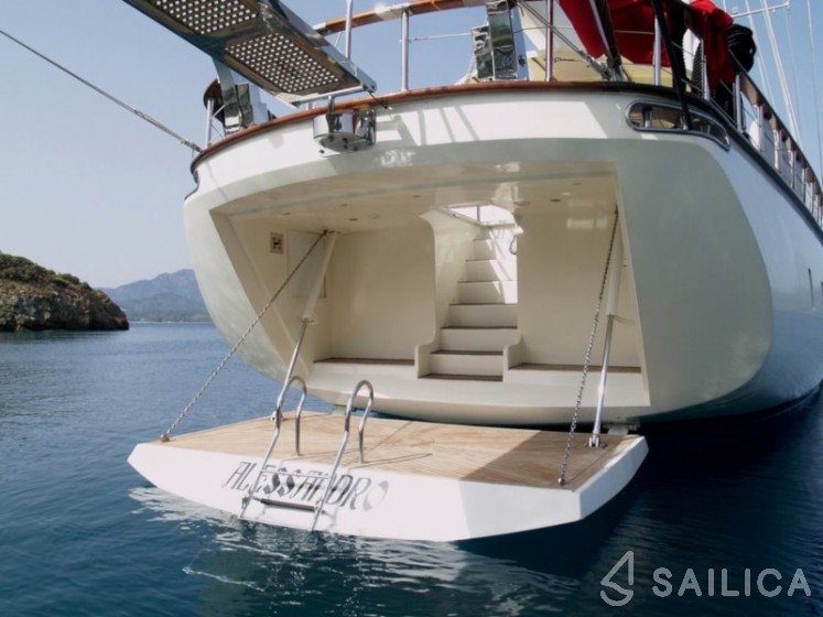 Gulet - Yacht Charter Sailica
