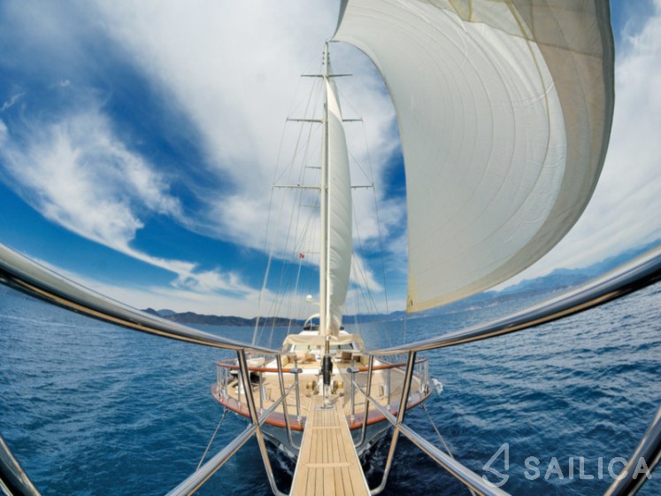 Gulet - Yacht Charter Sailica