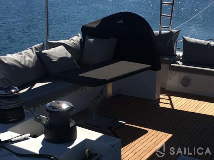 Lagoon 620 - Yacht Charter Sailica