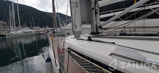 Bavaria 41 Cruiser - Yacht Charter Sailica