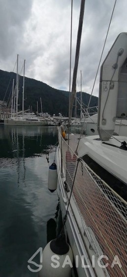 Bavaria 41 Cruiser - Yacht Charter Sailica