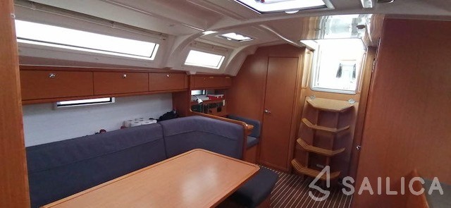 Bavaria 41 Cruiser - Yacht Charter Sailica