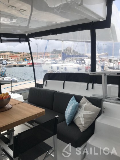 Lagoon 50 - Yacht Charter Sailica