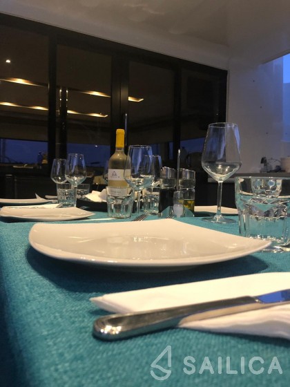 Lagoon 50 - Yacht Charter Sailica