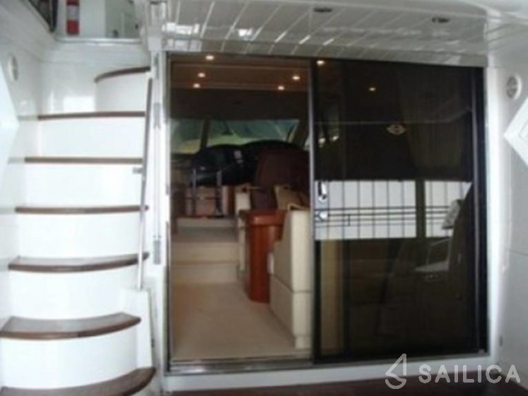 Manhattan 50 - Yacht Charter Sailica