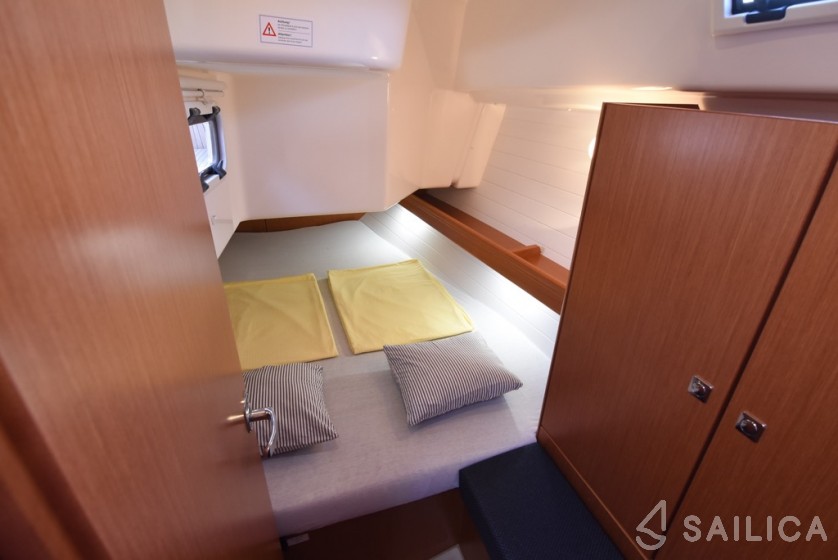 Bavaria Cruiser 34 - Yacht Charter Sailica