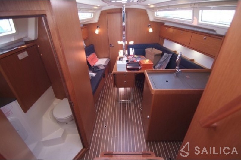 Bavaria Cruiser 34 - Yacht Charter Sailica
