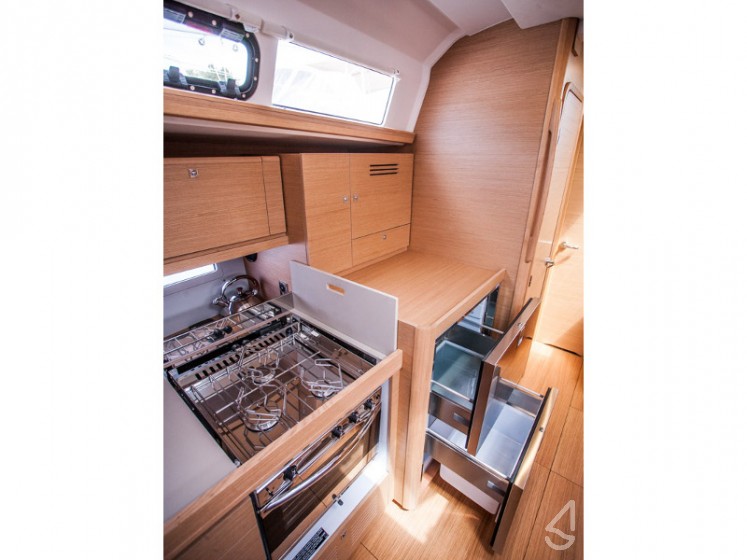 Dufour 460 Grand Large - Yacht Charter Sailica