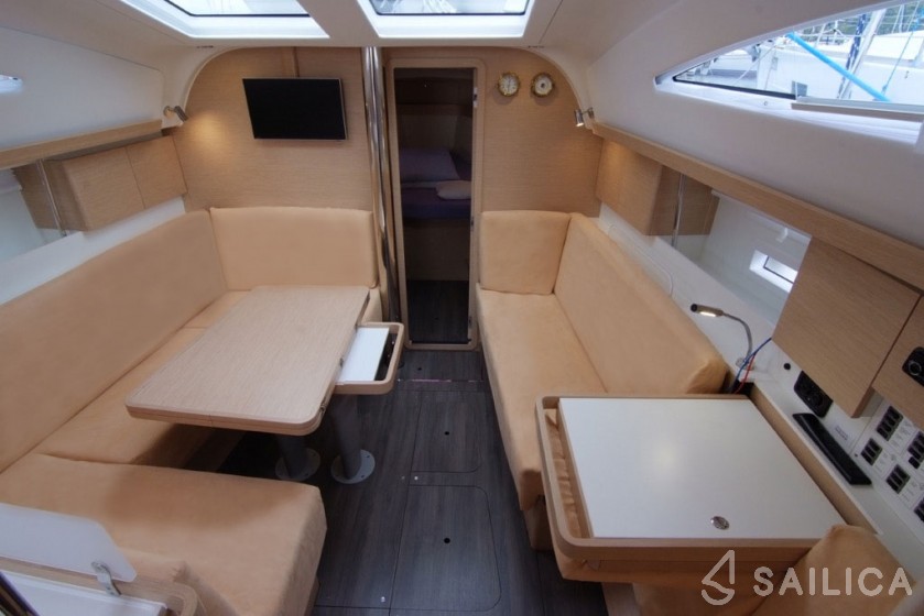Elan 40 Impression - Yacht Charter Sailica