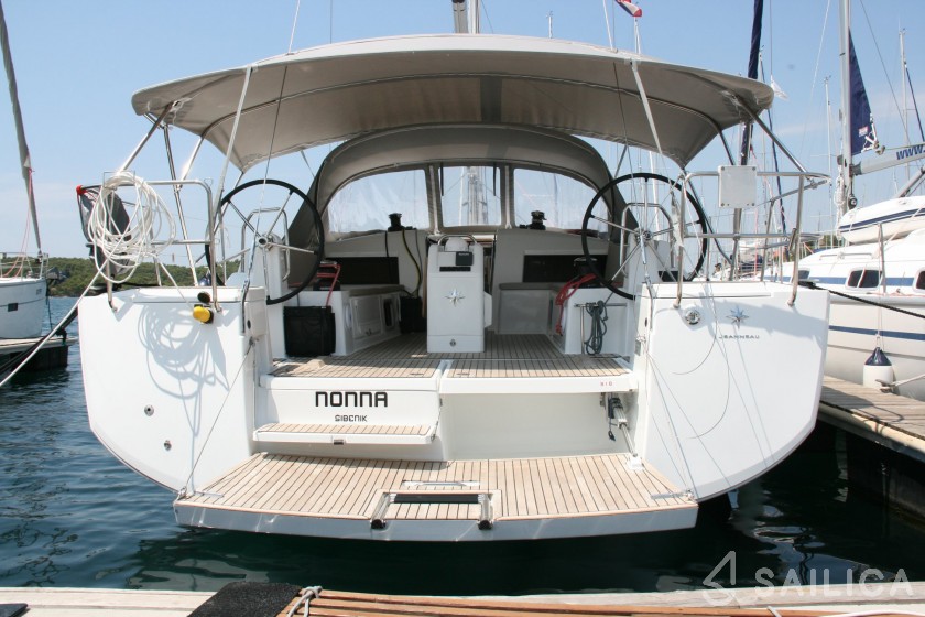 Sun Odyssey 490 - Yacht Charter Sailica