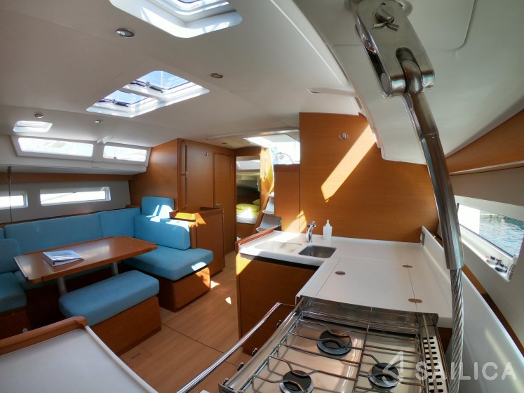 Sun Odyssey 490 - Yacht Charter Sailica