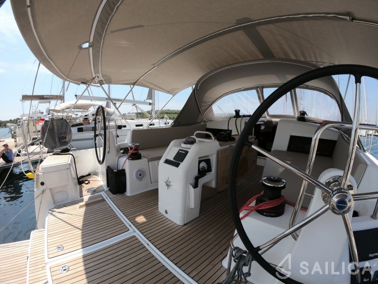 Sun Odyssey 490 - Yacht Charter Sailica