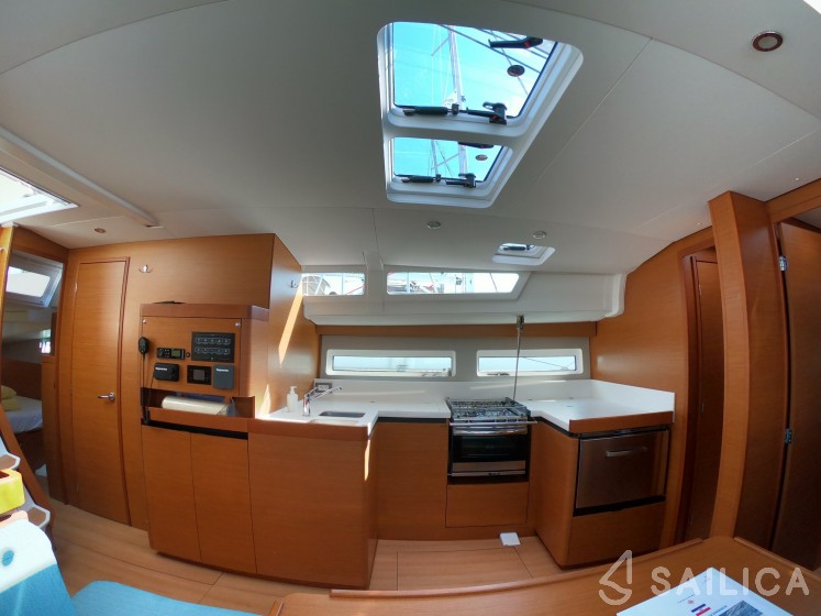 Sun Odyssey 490 - Yacht Charter Sailica