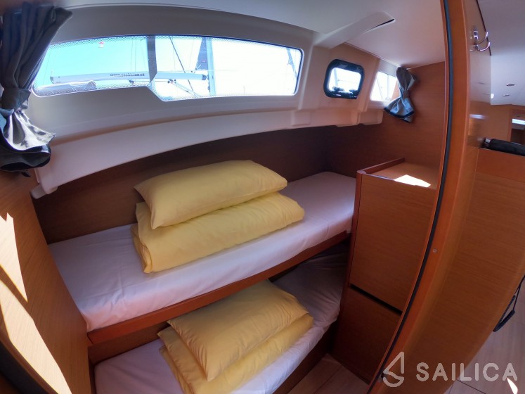 Sun Odyssey 490 - Yacht Charter Sailica