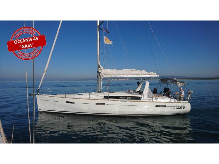 Oceanis 45 - Yacht Charter Sailica