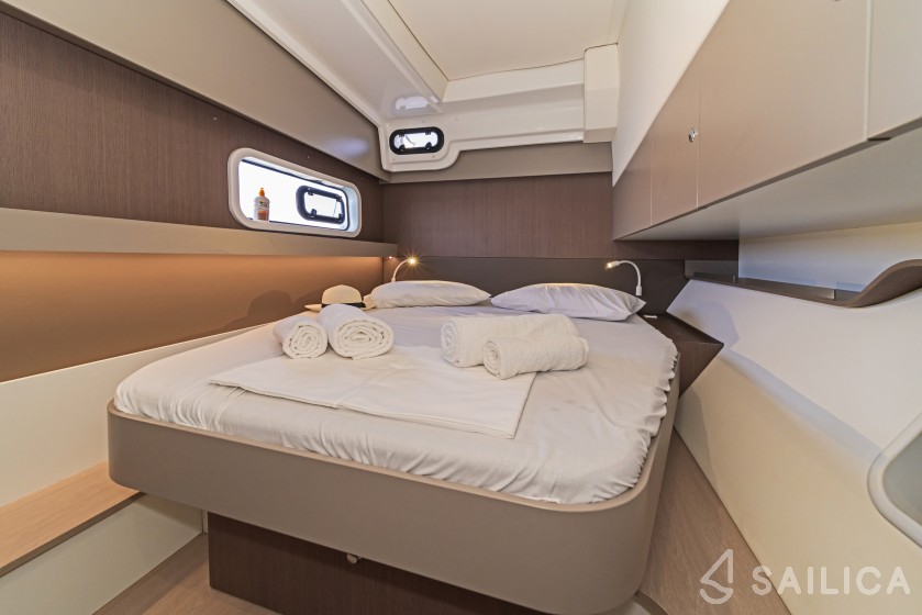 Bali Catspace - Yacht Charter Sailica