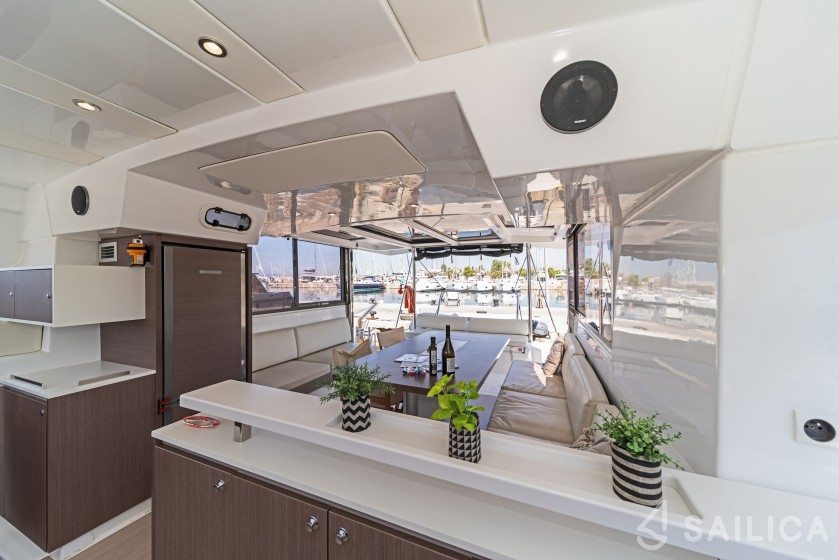 Bali Catspace - Yacht Charter Sailica