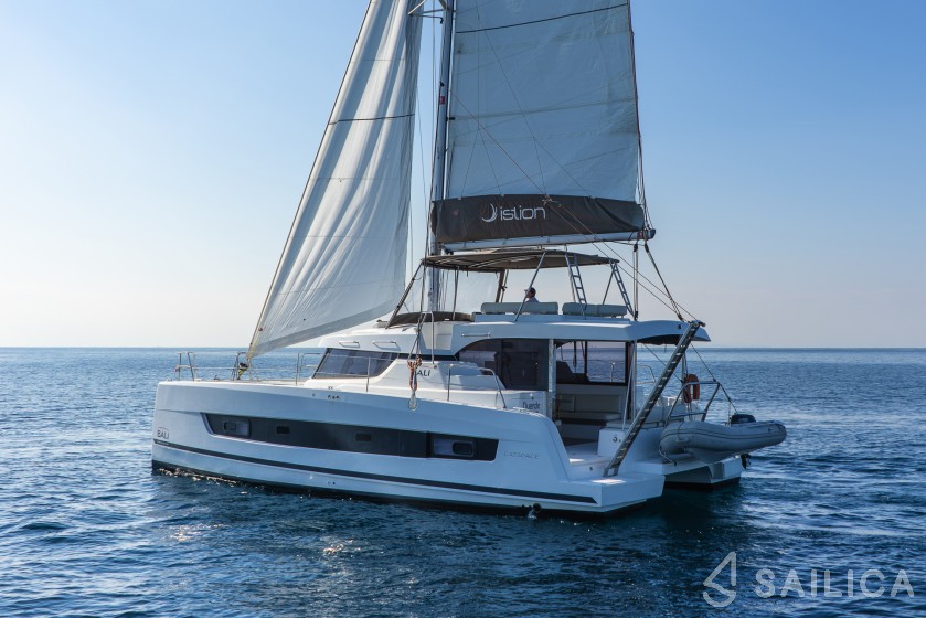 Bali Catspace - Yacht Charter Sailica