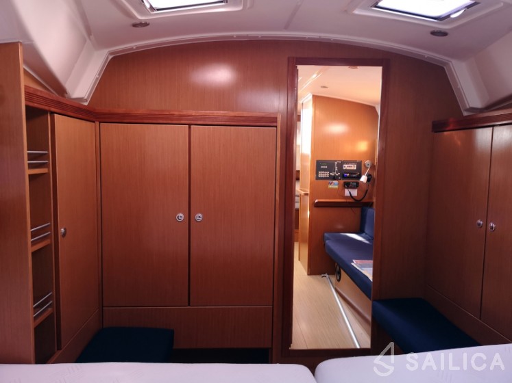 Bavaria 36 - Yacht Charter Sailica