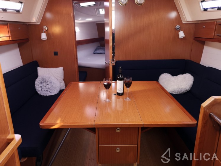Bavaria 36 - Yacht Charter Sailica