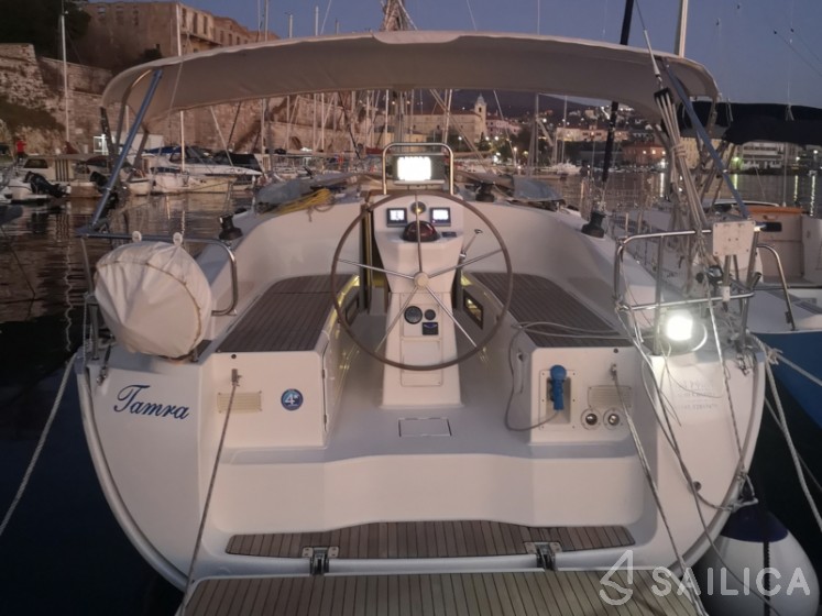 Bavaria 36 - Yacht Charter Sailica