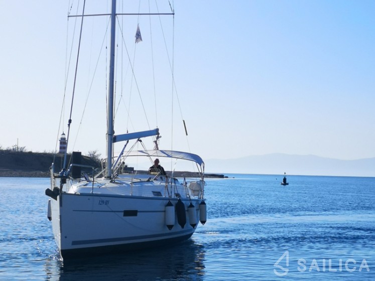 Bavaria 36 - Yacht Charter Sailica