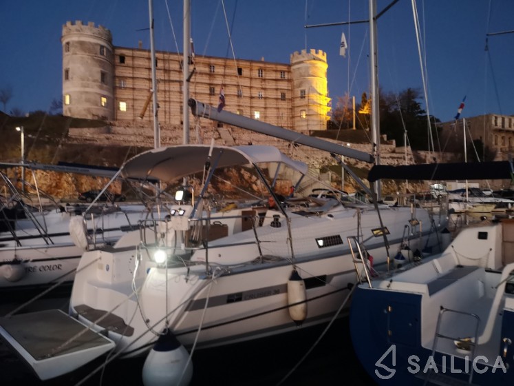 Bavaria 36 - Yacht Charter Sailica