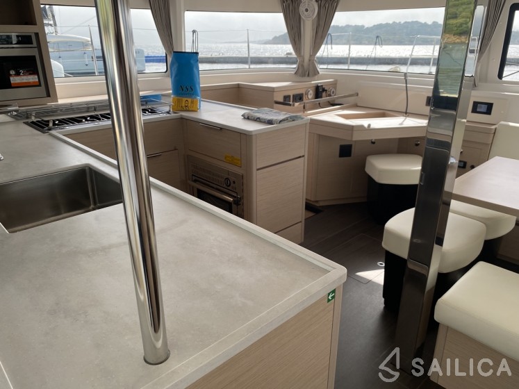 Lagoon 46  - Yacht Charter Sailica