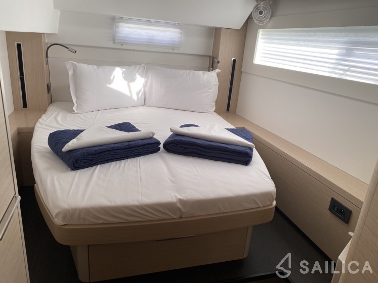 Lagoon 46  - Yacht Charter Sailica