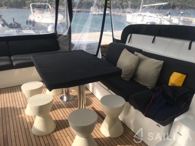 Lagoon 50 - Yacht Charter Sailica