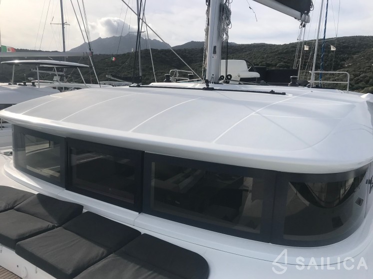 Lagoon 50 - Yacht Charter Sailica