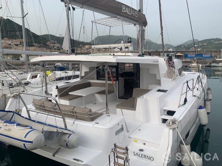 Bali 4.5 - Yacht Charter Sailica