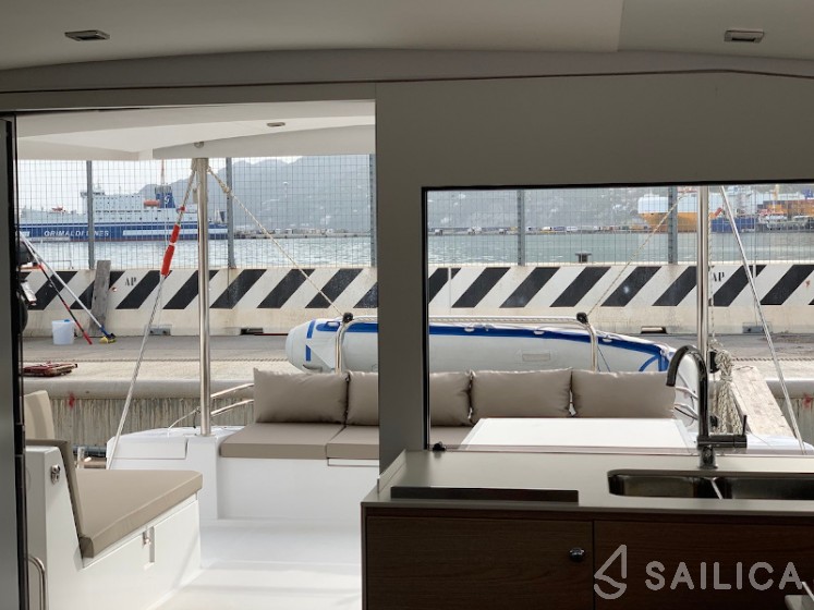 Bali 4.5 - Yacht Charter Sailica
